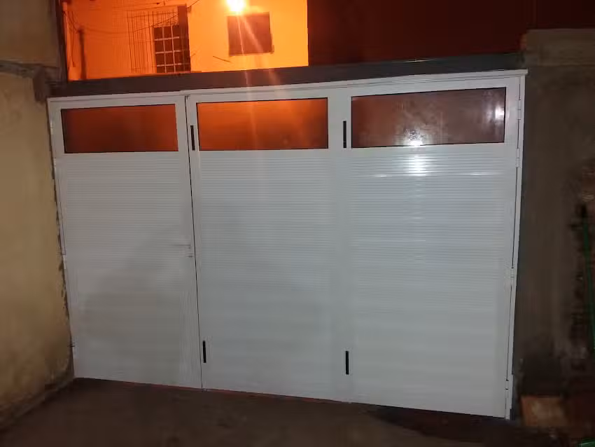 Aberturas de aluminio y vidrios malvinas