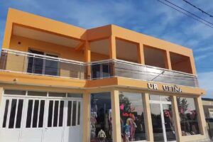 Aberturas en Aluminio de TORO SRL