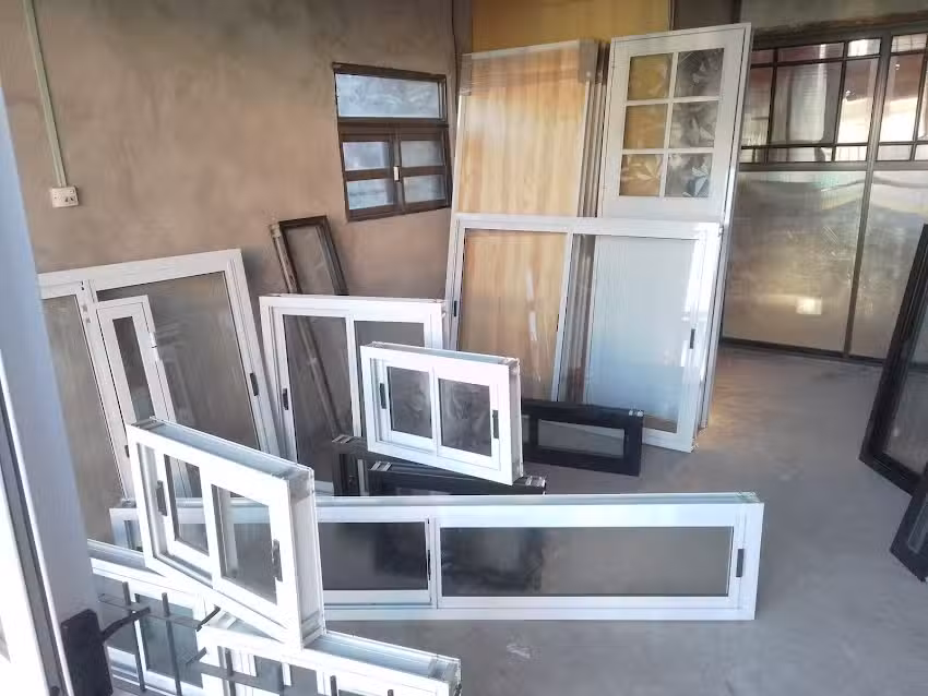 ABERTURAS LOS TRES HERMANOS