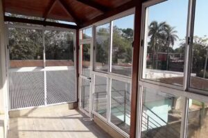 ABERTURAS Y CERRAMIENTOS DE ALUMINIO A MEDIDAS. ALUMSION alumsion