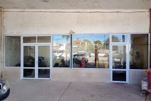 ALUMINIOS Y VIDRIOS J&A