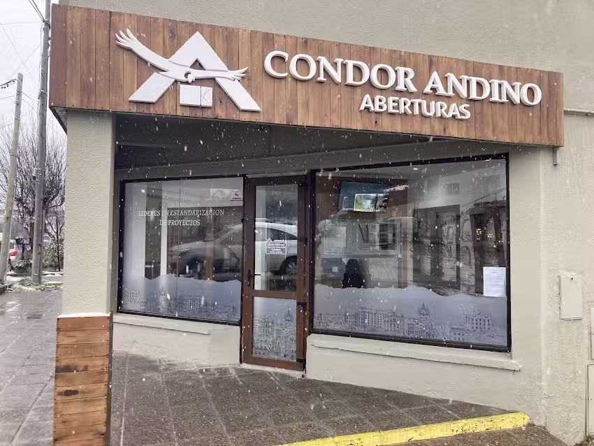 Condor Andino Aberturas pvc y paneles sip