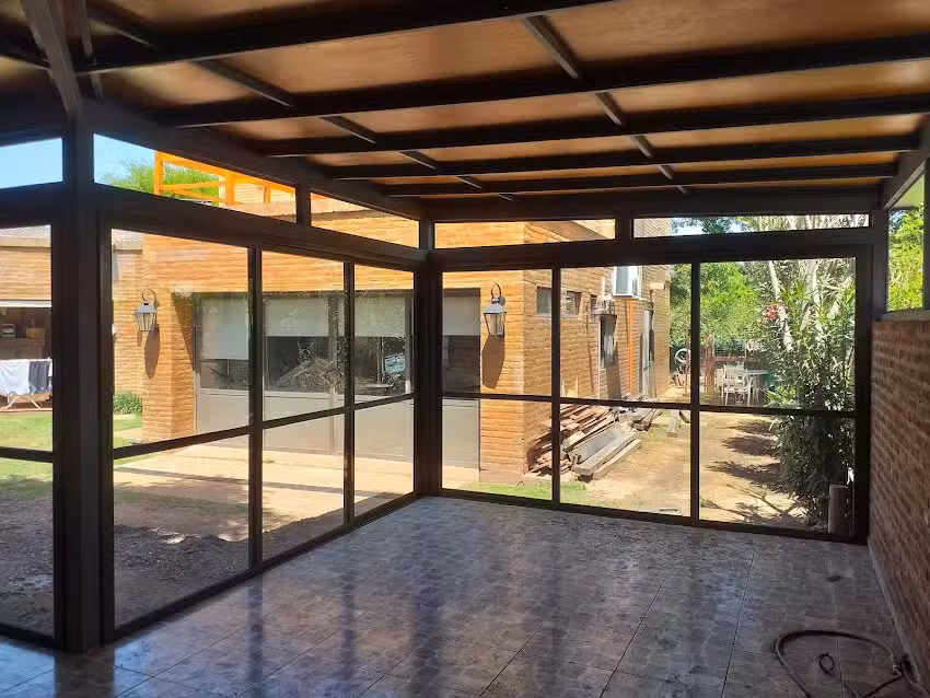 Corrales Aberturas de Aluminio – HYDRO