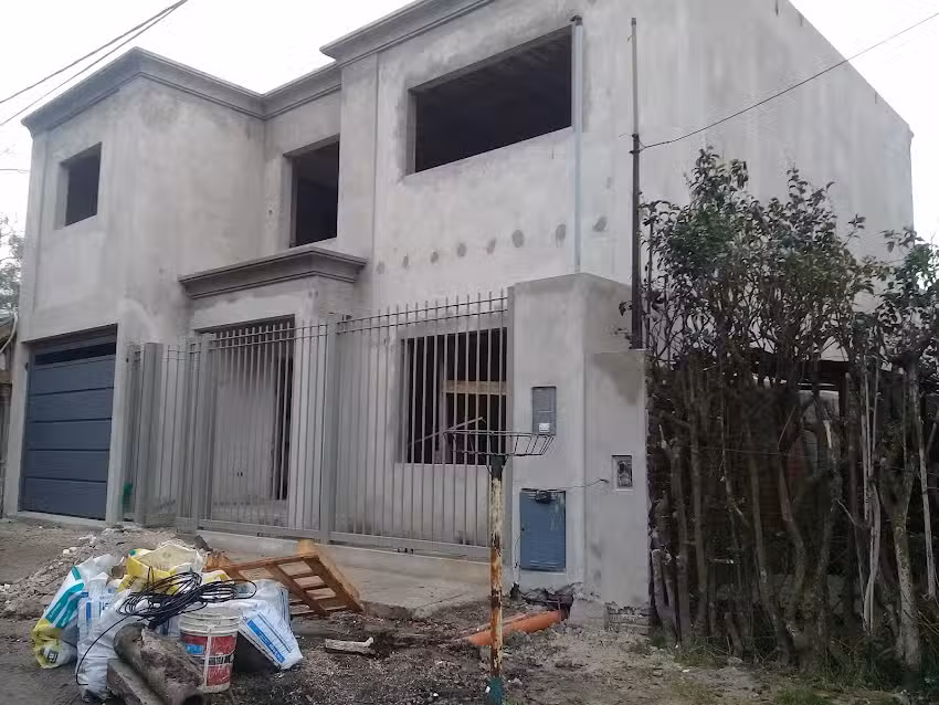 Emi-tech – Venta de materiales de construcción – Aberturas- Zingueria.