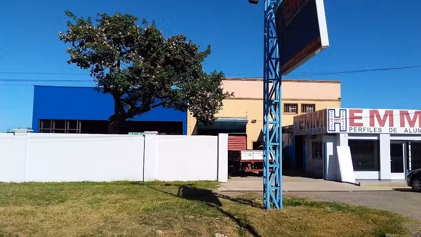 EMMI Herrajes, Aluminio, Maderas