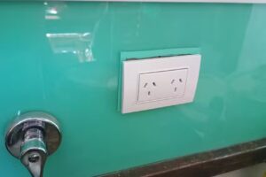 FEMA – Aberturas de aluminio y vidrios