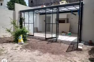 Glassart Deco Aberturas Mamparas de baño Espejos Balcones Vidrieras Templados Laminados