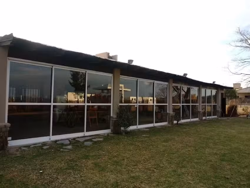 L.C Aberturas de Aluminio