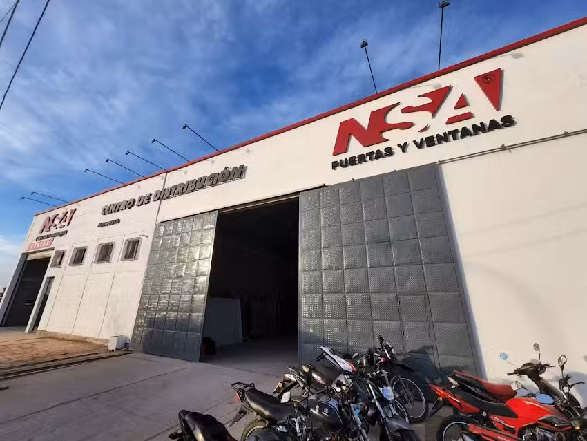 NSA Puertas y Ventanas – Sucursal Centro de Distribución.