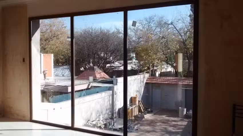 P&H ABERTURAS MENDOZA