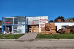 Parracone Vidrios maderas aluminio