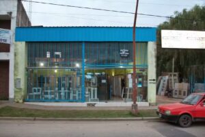 Ricky y Ale – Aberturas, muebles.