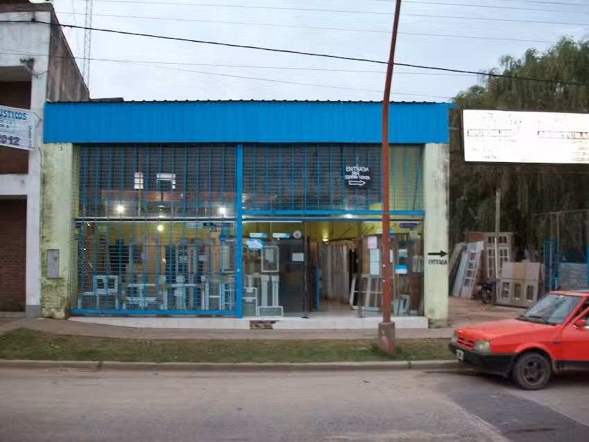 Ricky y Ale – Aberturas, muebles.