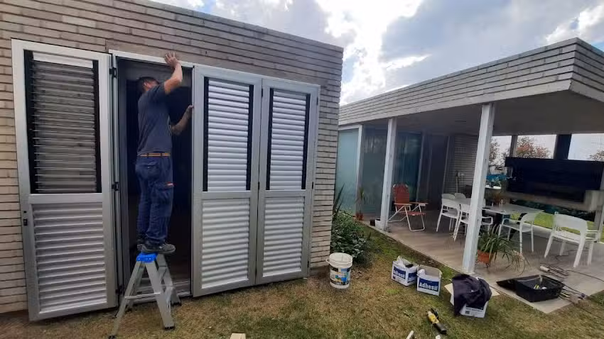 Servicio de Aberturas y Herreria (LS)