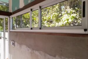 Vidriería Mkristal | Mamparas de Baño | Aberturas | Ventanas de Aluminio a Medida