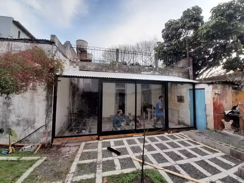 Vidrieria y Aberturas de aluminio JIREH